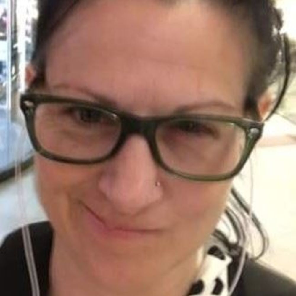 Meet your Posher, Julie